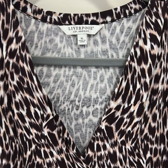 NWT Liverpool animal print sleeveless v-neck top XL - Picture 5 of 9